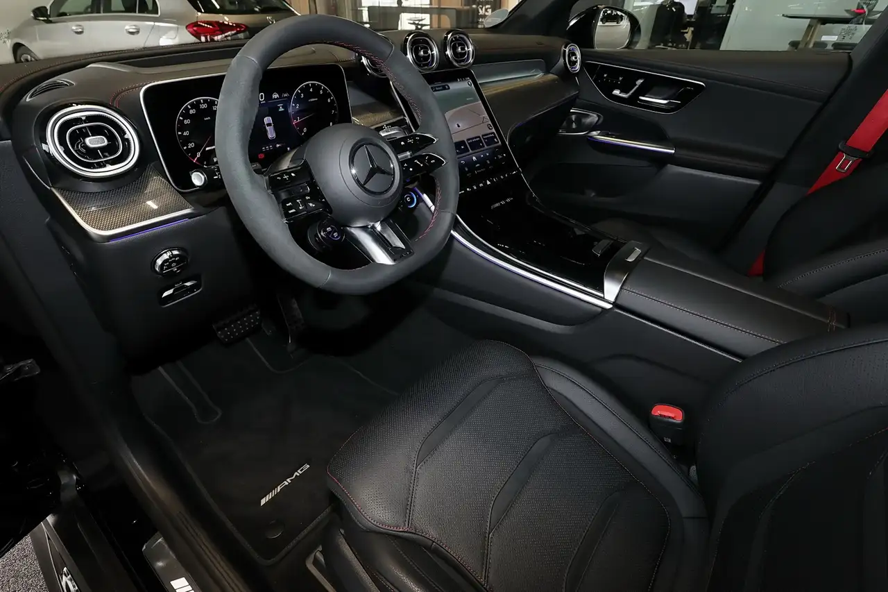 Mercedes-Benz GLC 43 9