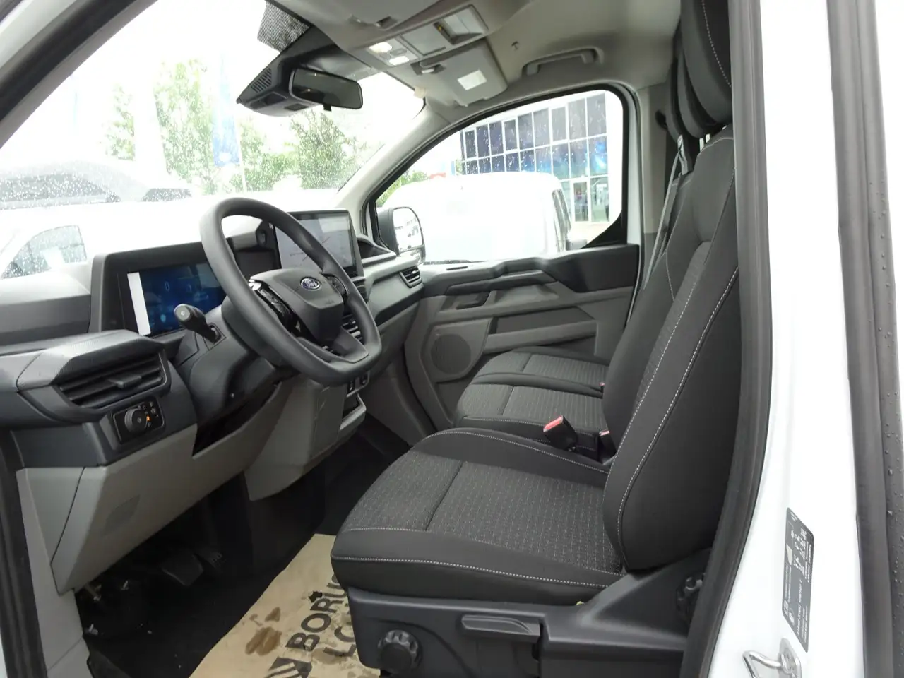 Ford Transit 16