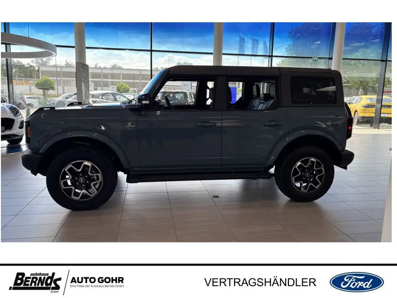 Ford Bronco 8