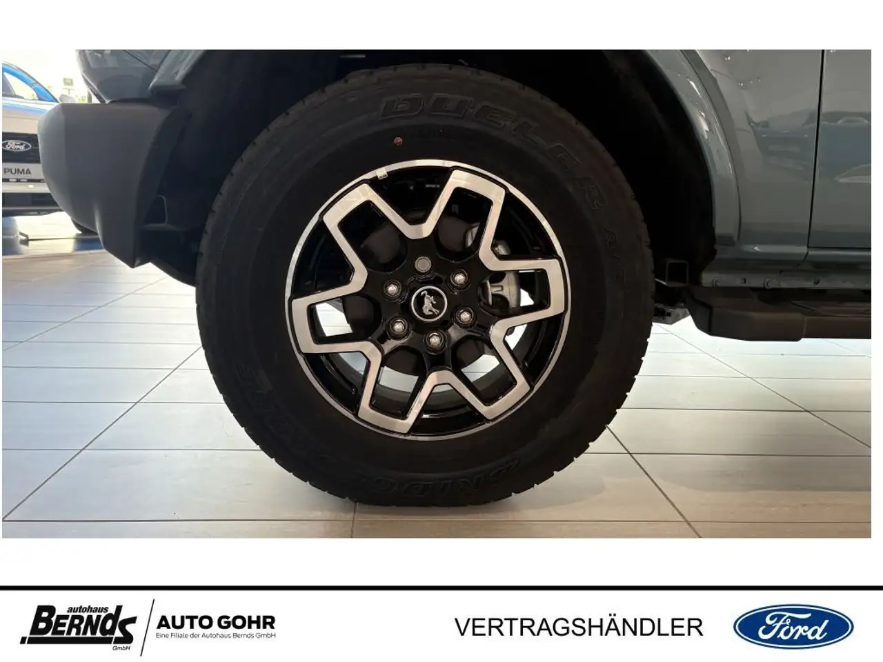 Ford Bronco 16