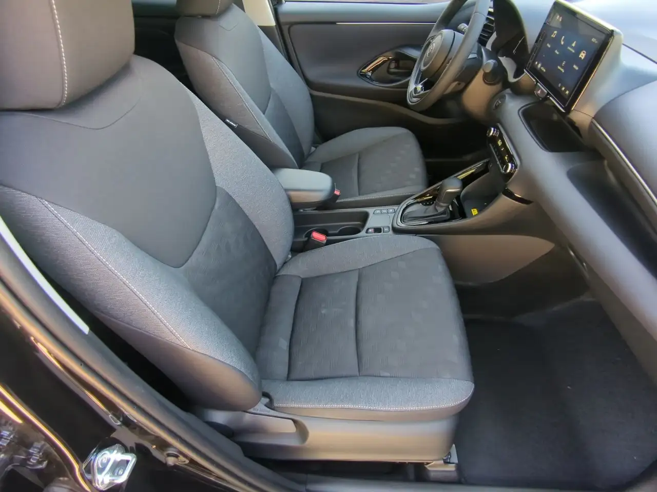 Toyota Yaris 13