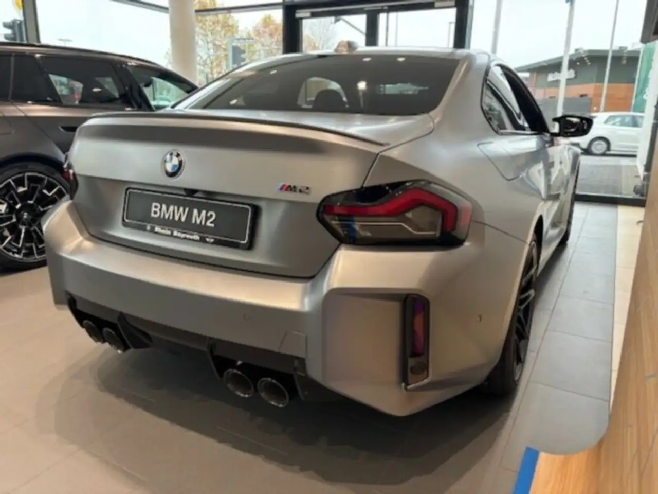 BMW M2 4