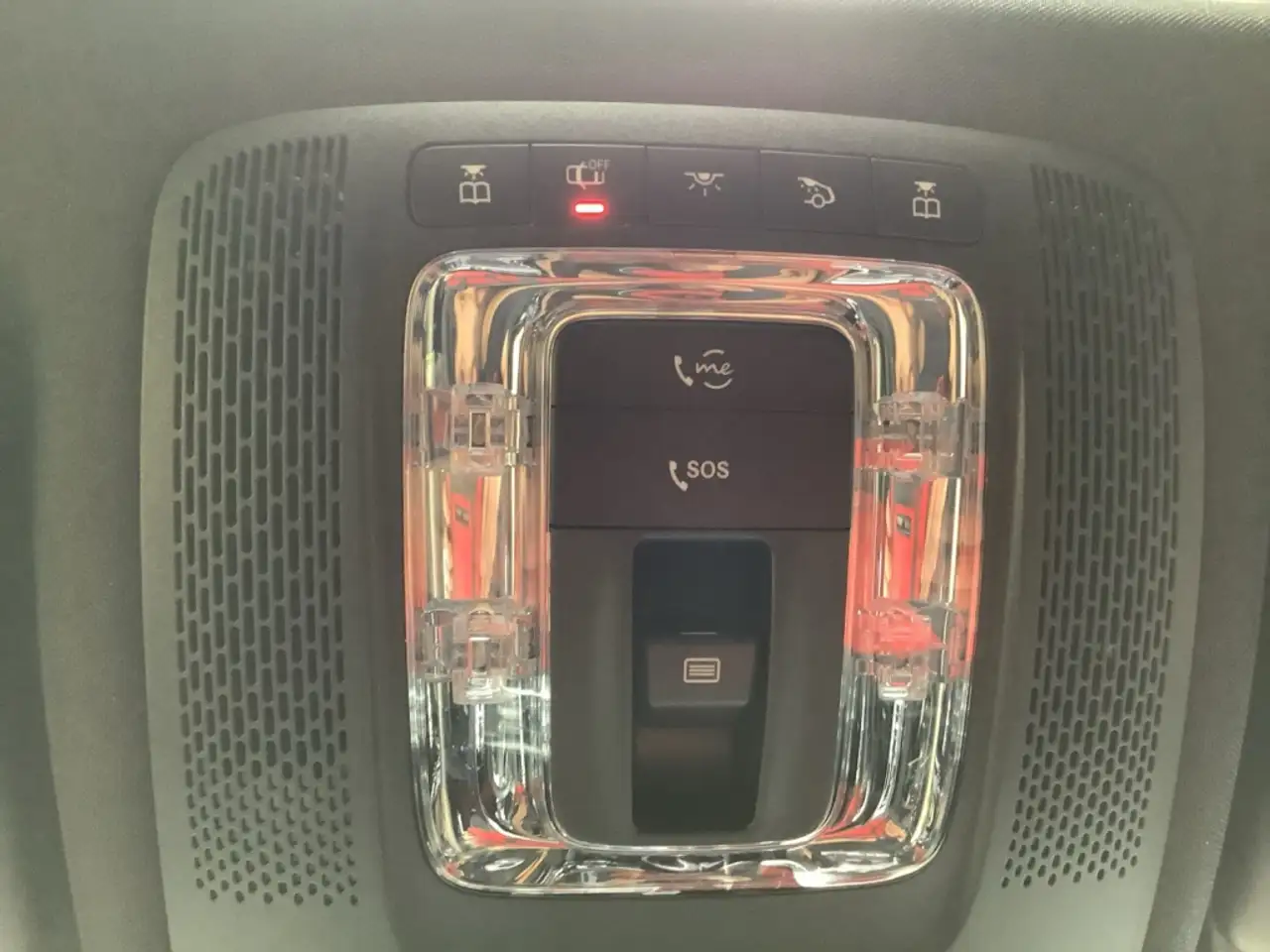 Mercedes-Benz GLB 200 14
