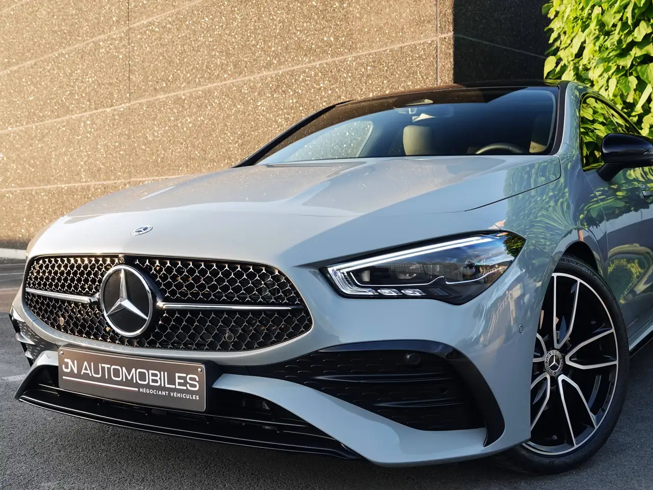 Mercedes-Benz CLA 180 6