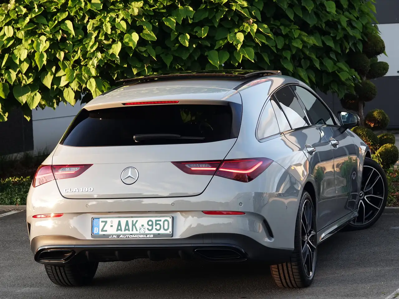 Mercedes-Benz CLA 180 8