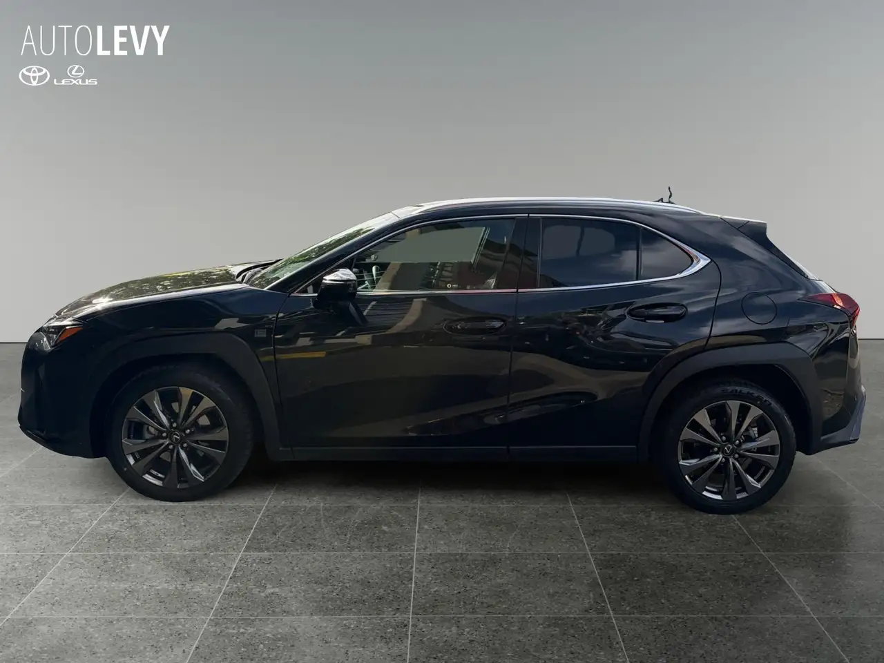Lexus UX 3