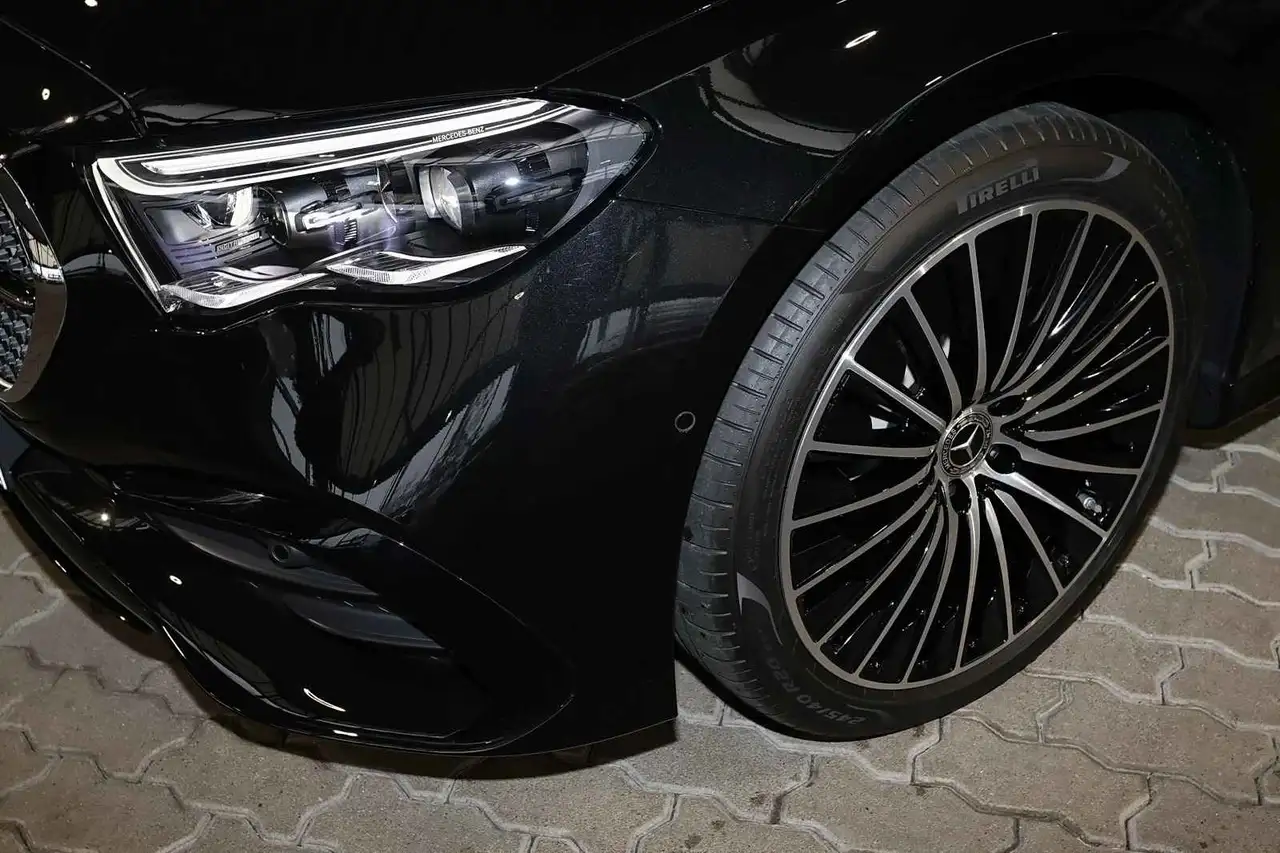 Mercedes-Benz E 220 3