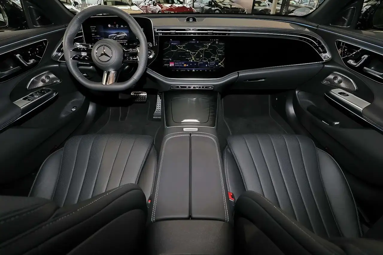 Mercedes-Benz E 220 5