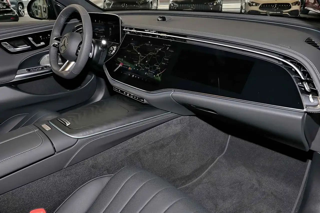 Mercedes-Benz E 220 8