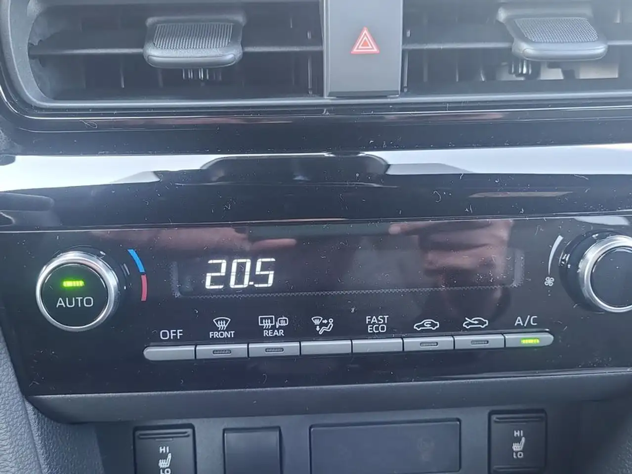 Toyota Yaris 14