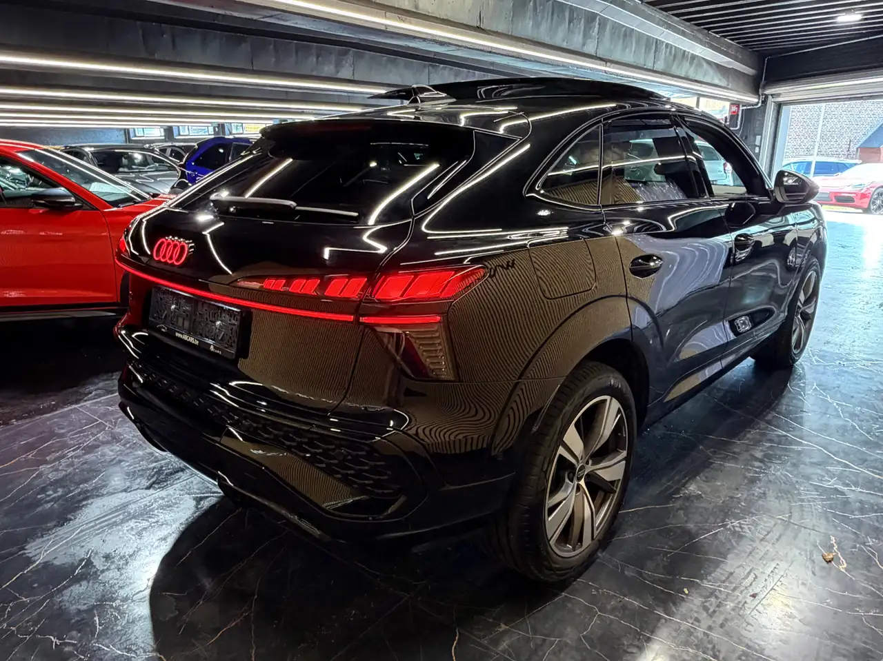 Audi Q3 6