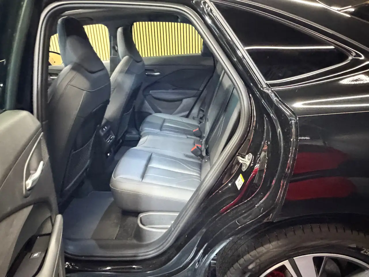 Audi Q3 9