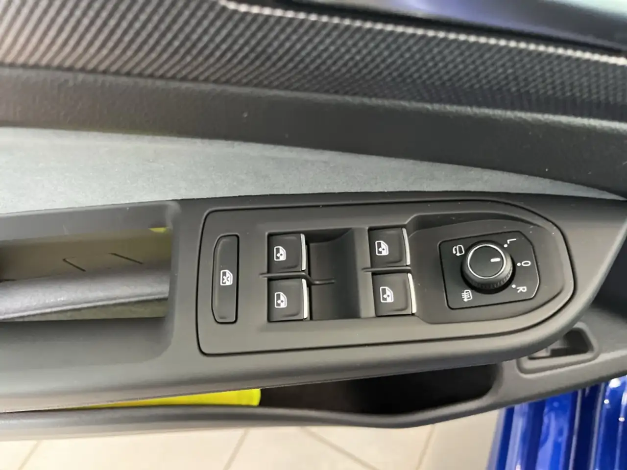 Volkswagen Golf VIII 14