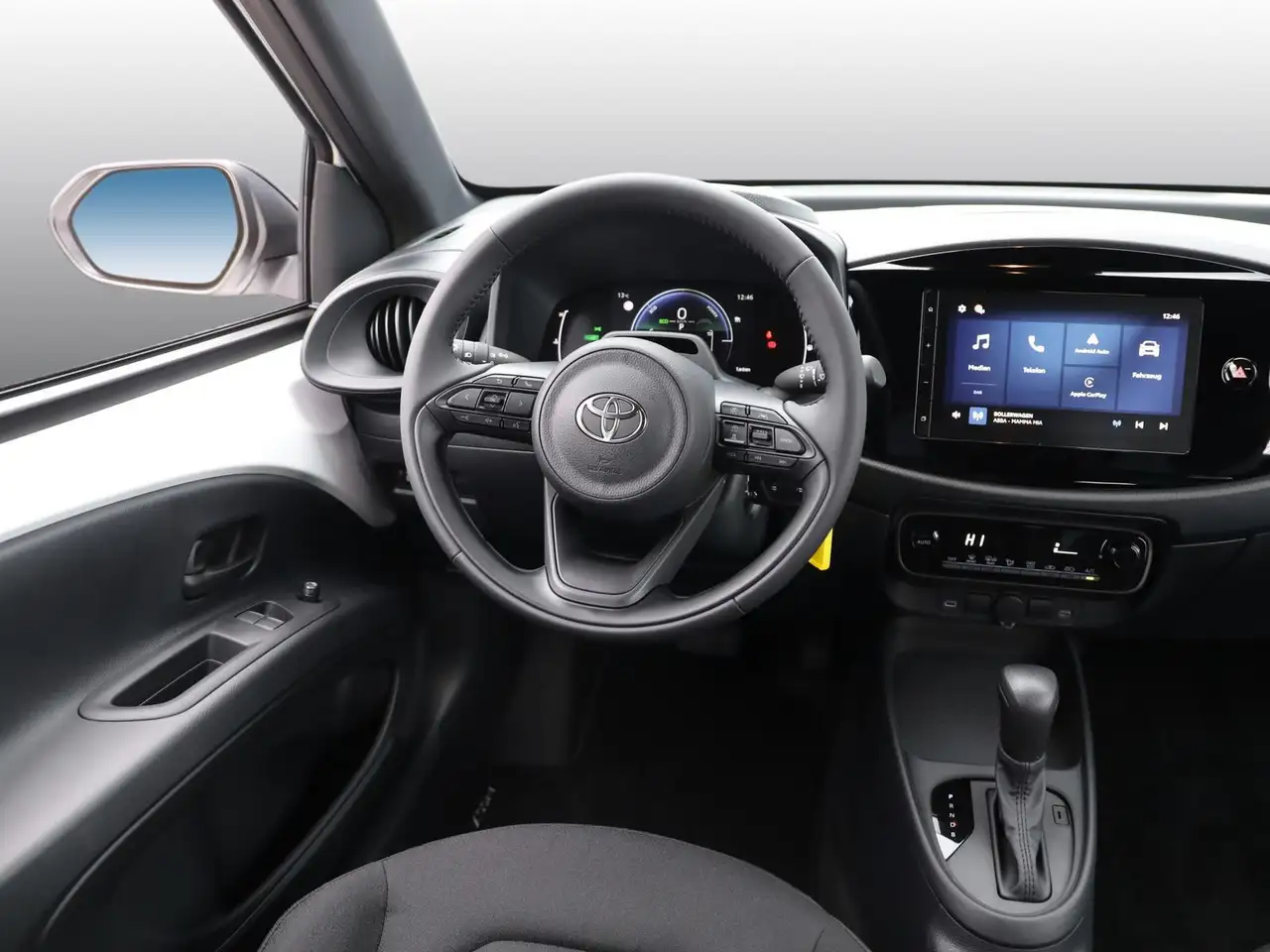 Toyota Aygo X 8