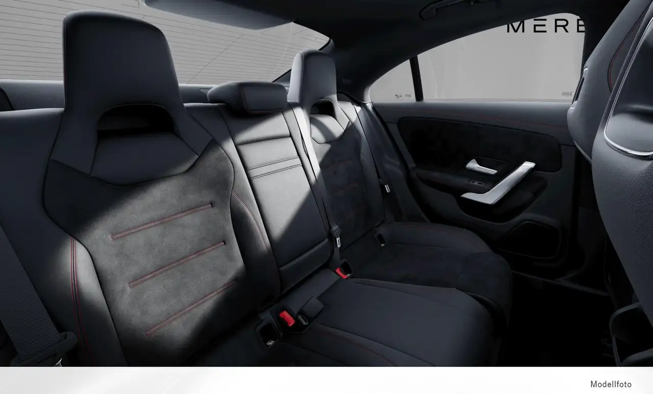 Mercedes-Benz CLA 180 6