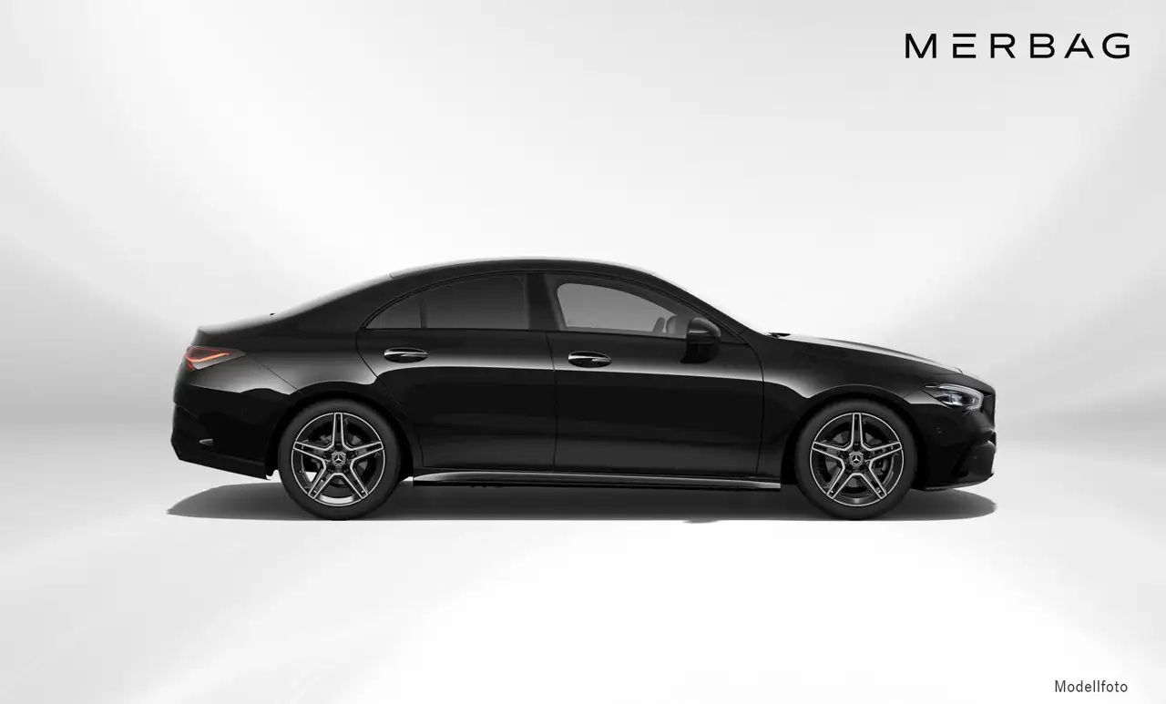 Mercedes-Benz CLA 180 9