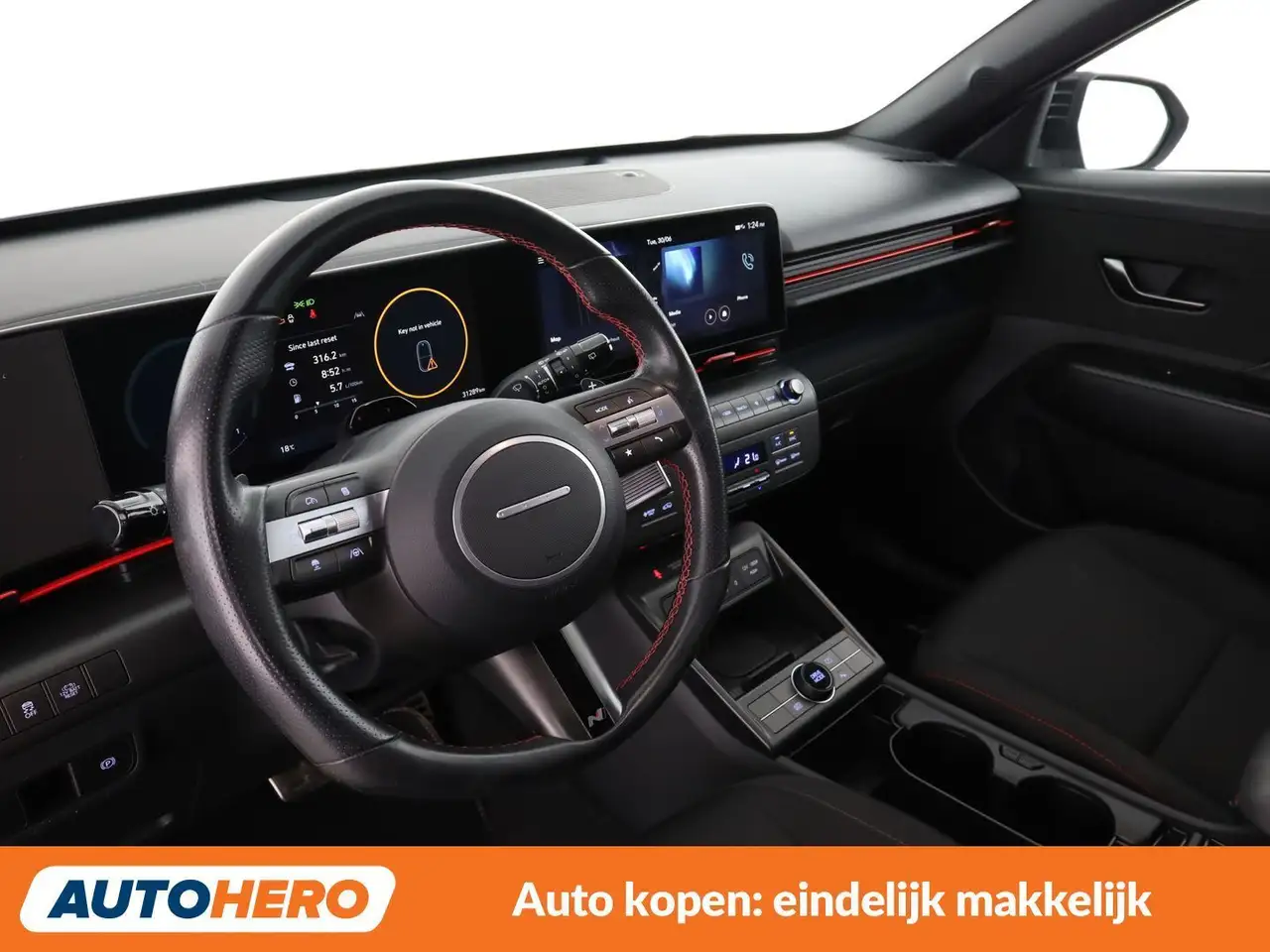 Hyundai KONA 11