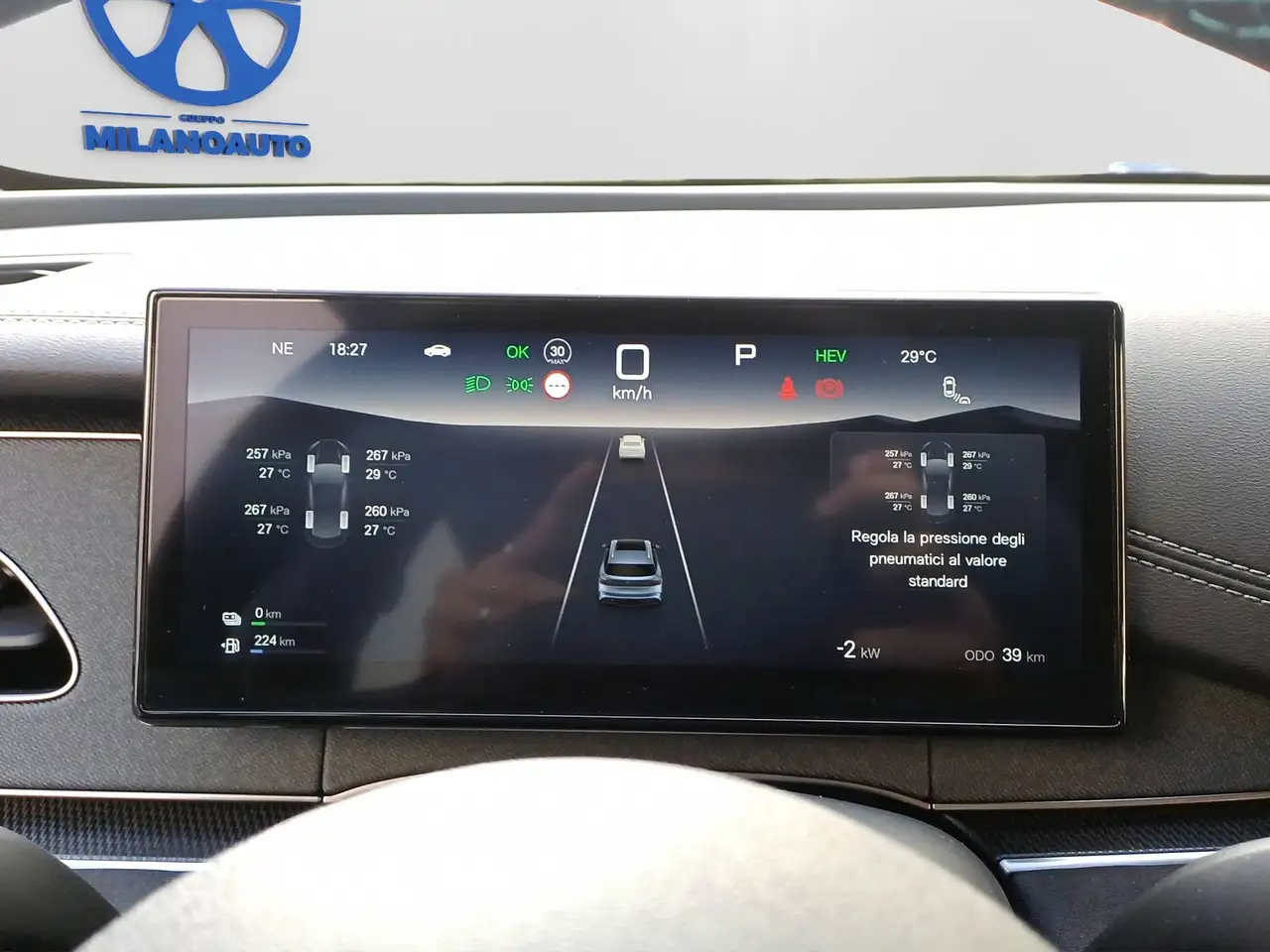 BYD Seal 8