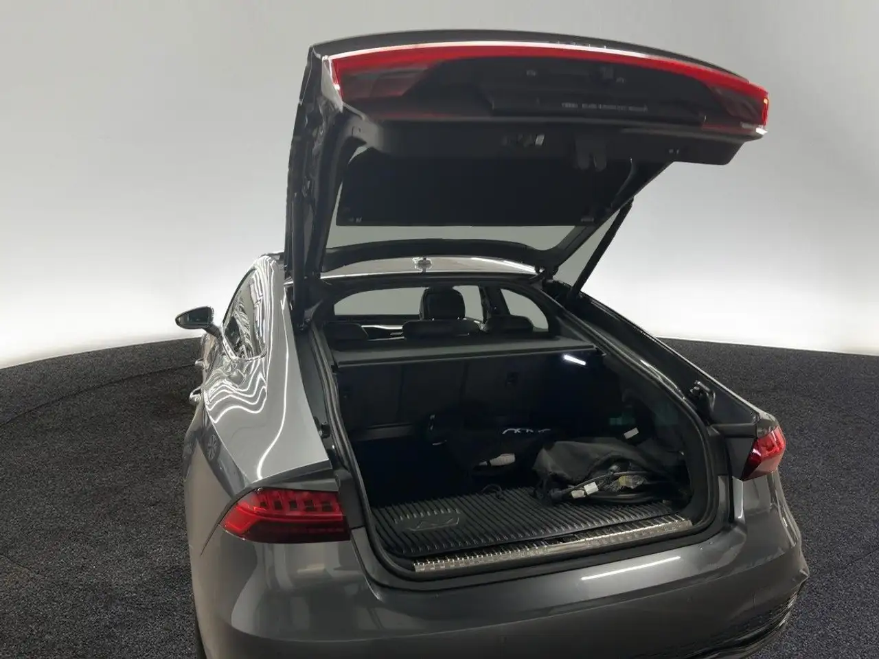 Audi A7 55 9