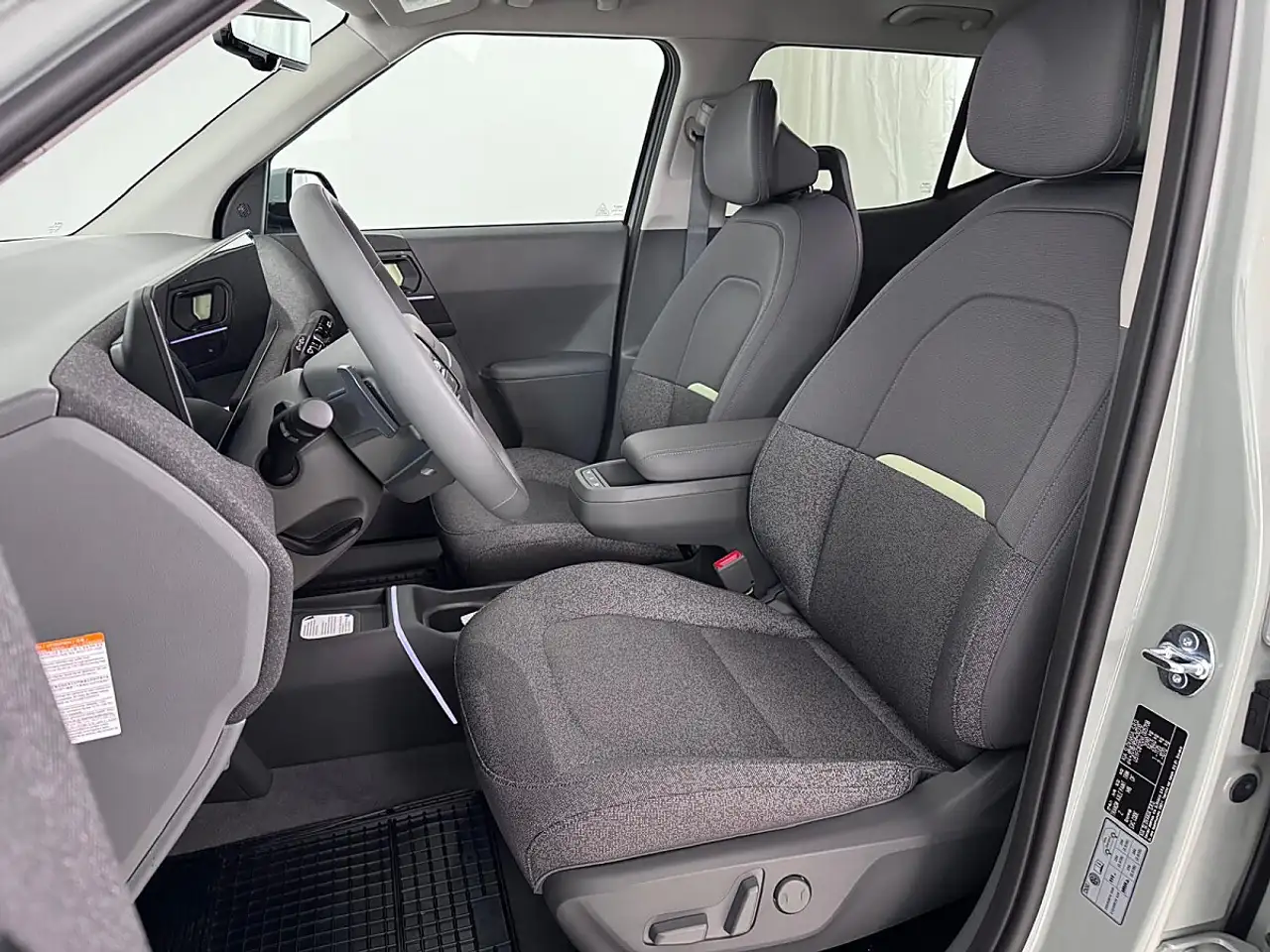 Kia EV2 8