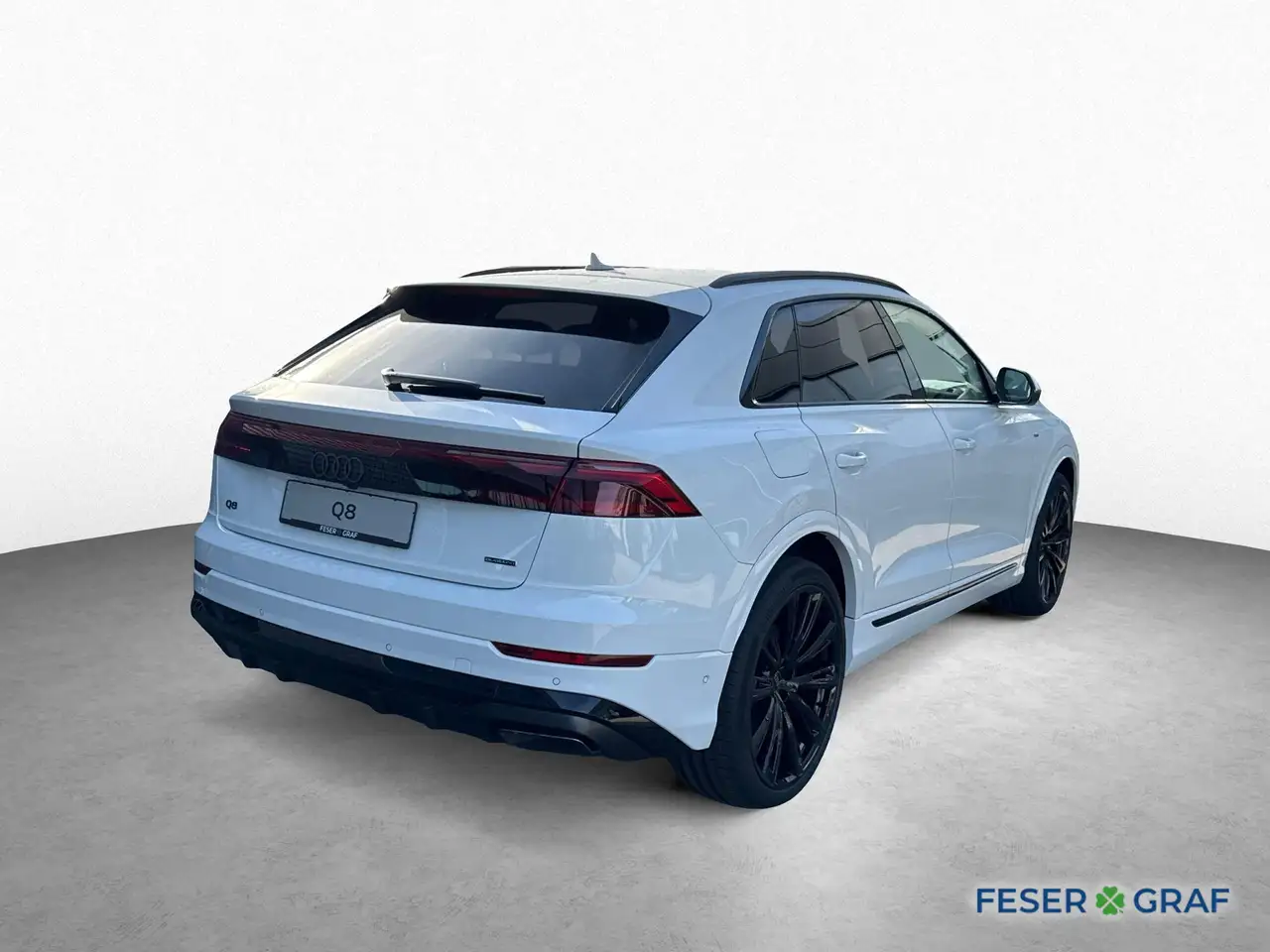 Audi Q8 5