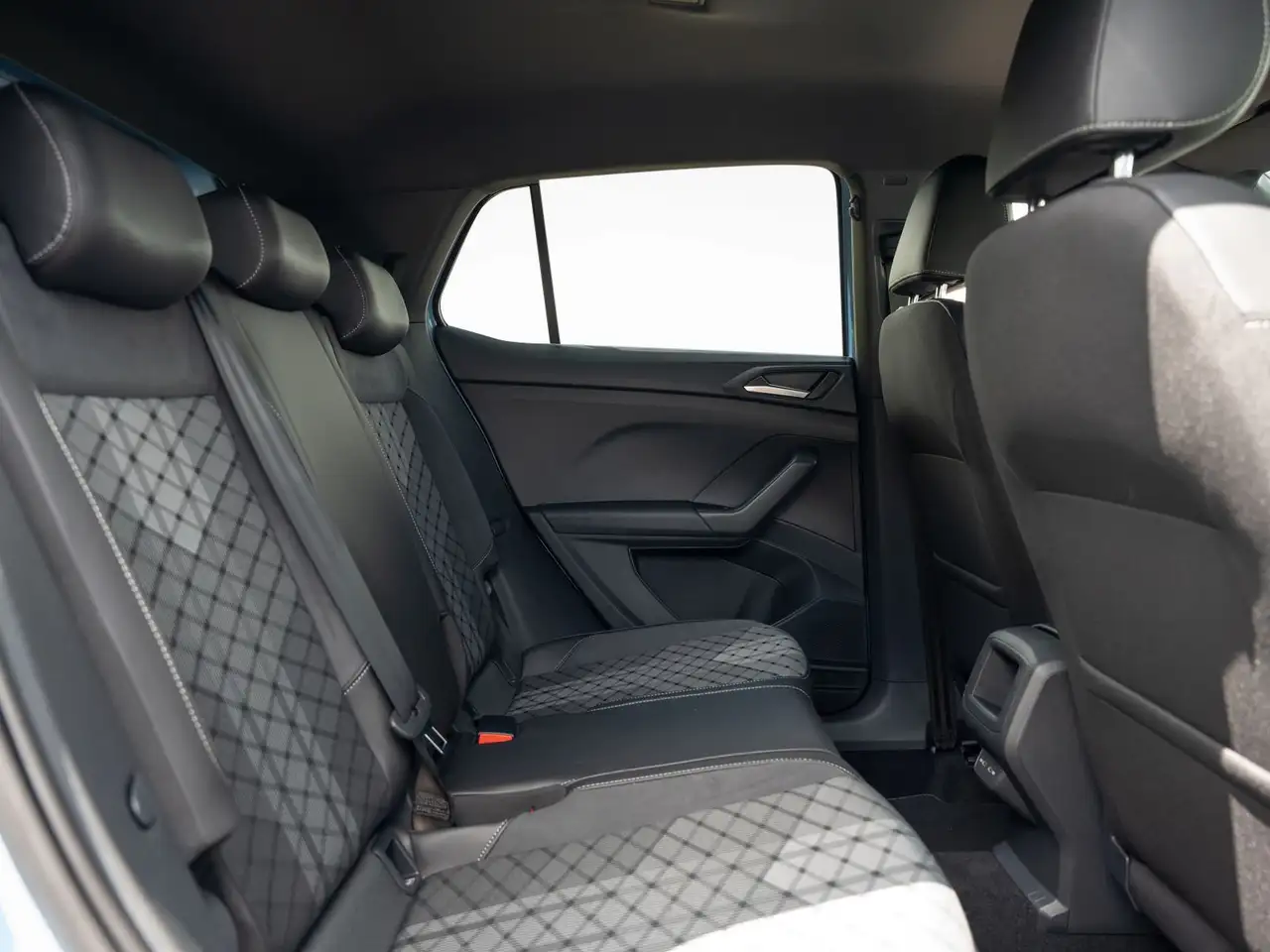 Volkswagen T-Cross 7