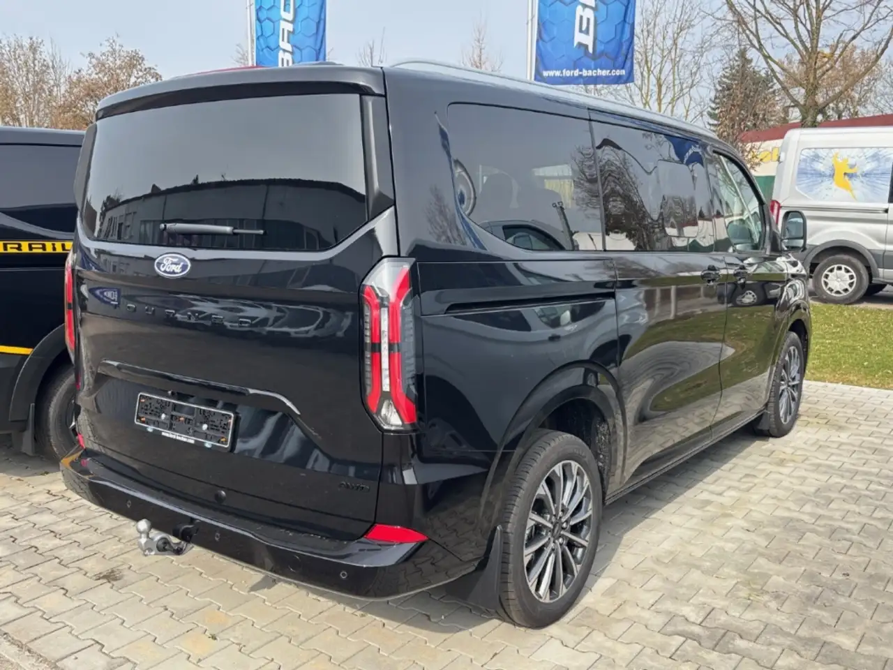 Ford Tourneo 13