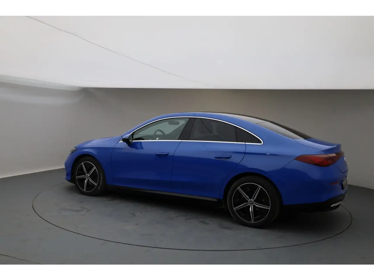 Mercedes-Benz CLA 200 3