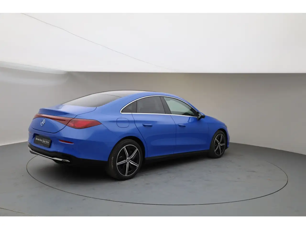Mercedes-Benz CLA 200 5