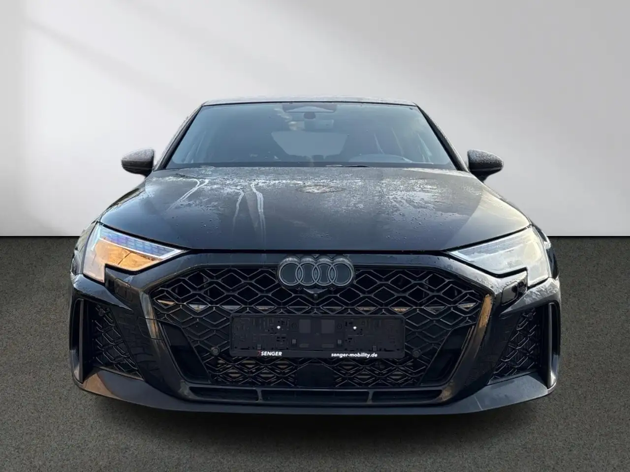 Audi RS3 4