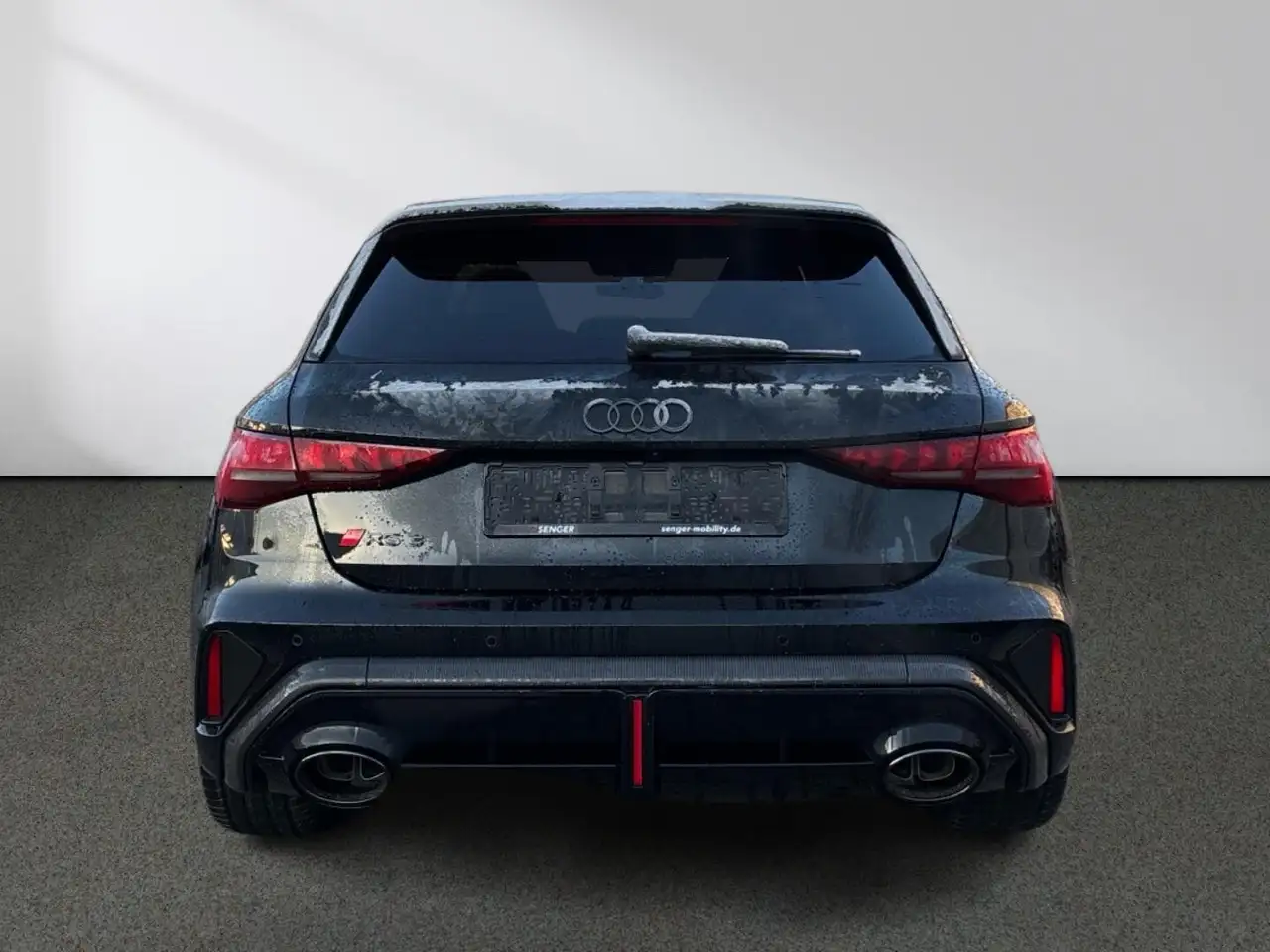 Audi RS3 5