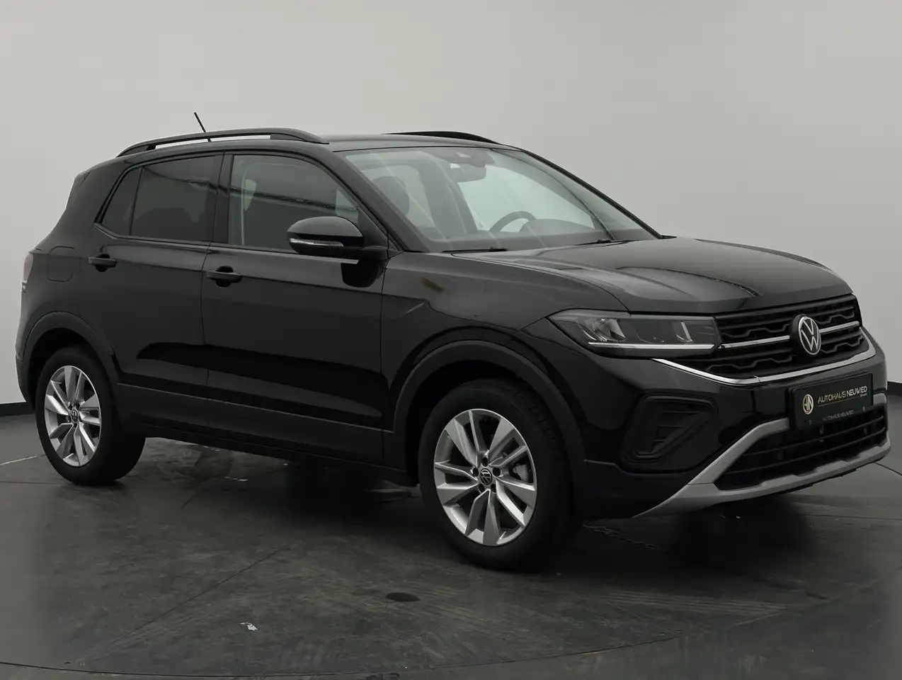 Volkswagen T-Cross 4
