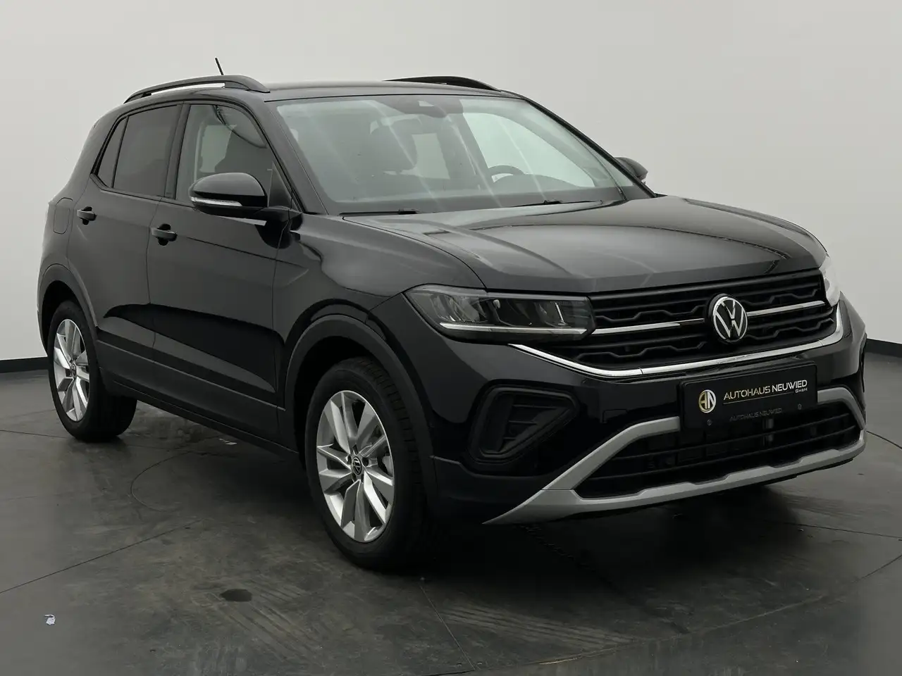Volkswagen T-Cross 5