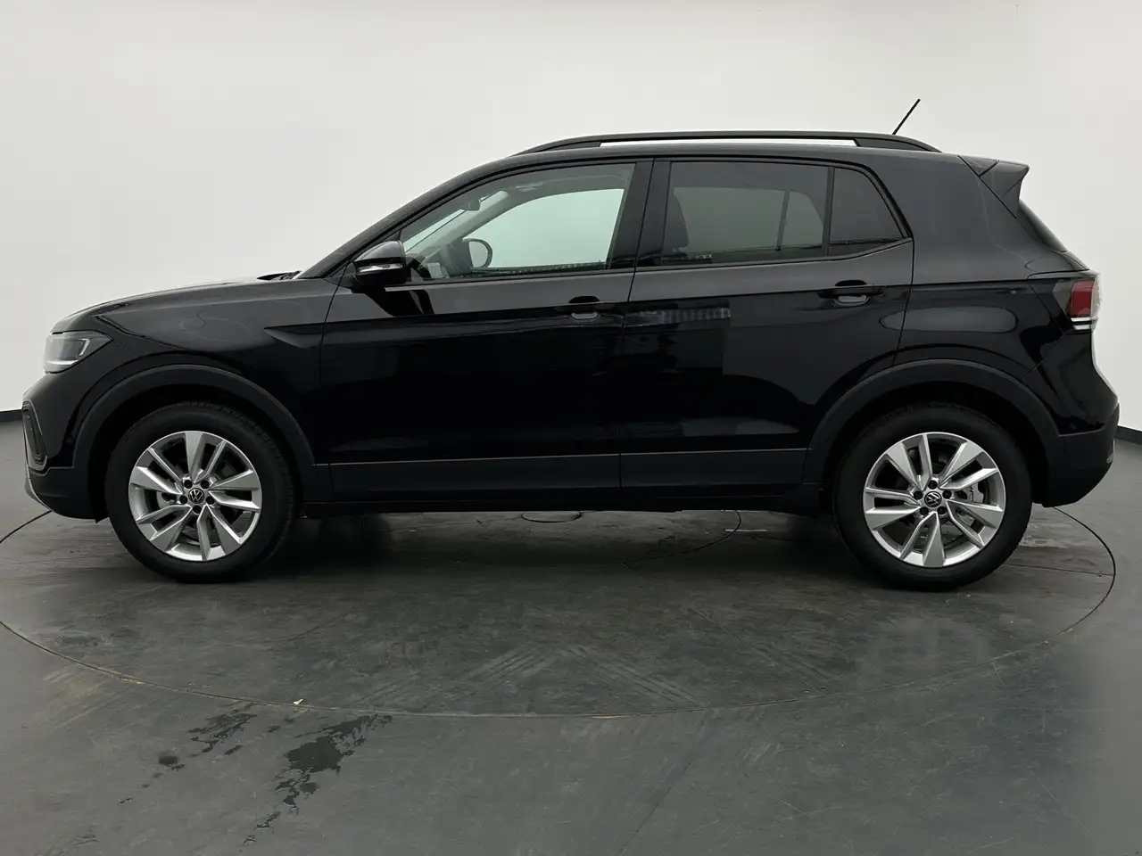 Volkswagen T-Cross 11
