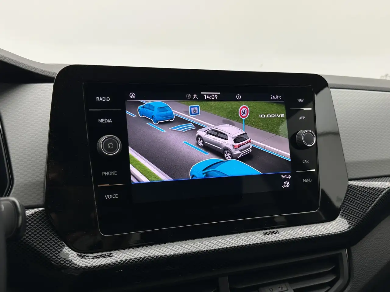 Volkswagen T-Cross 16