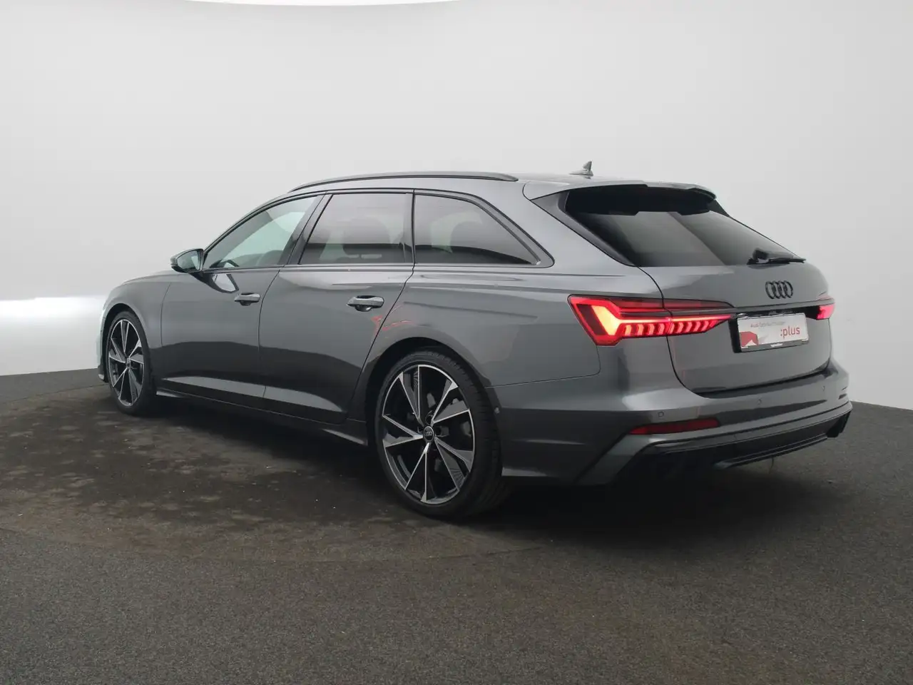 Audi S6 5