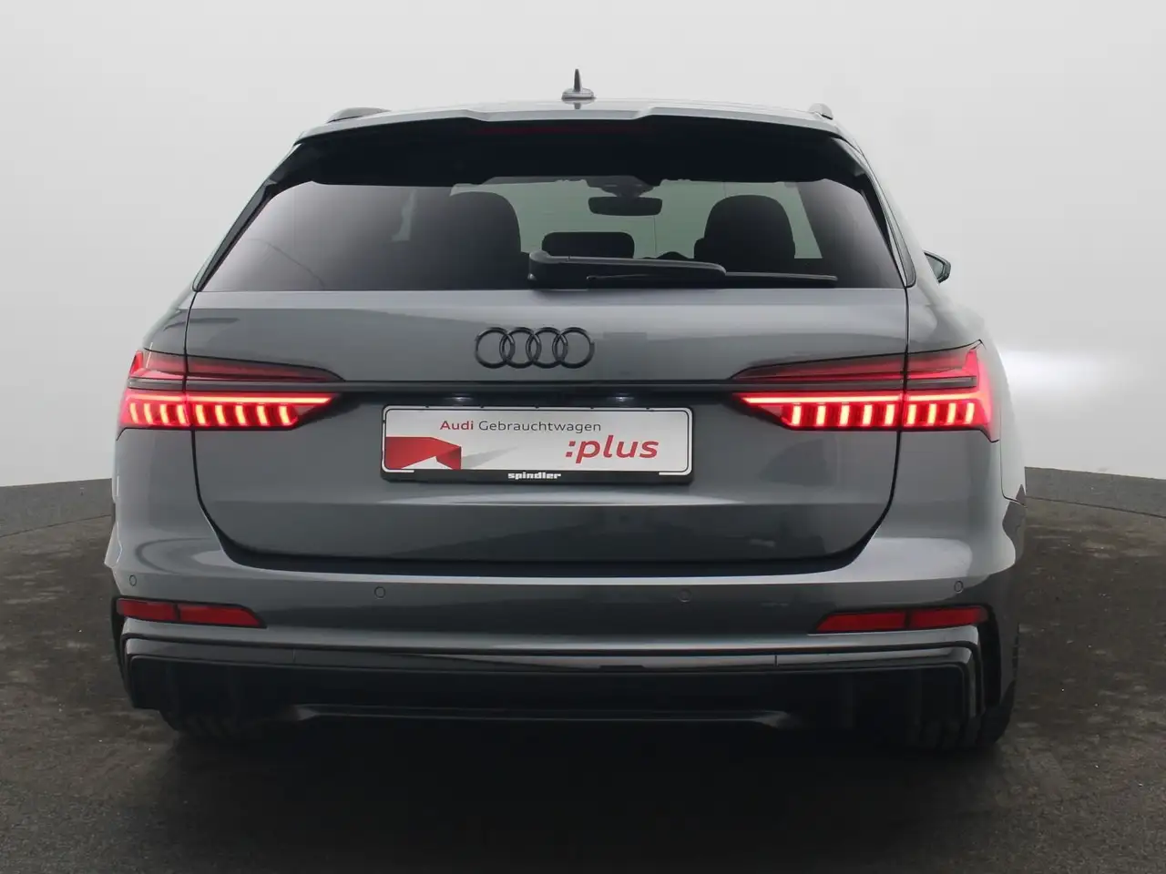 Audi S6 6