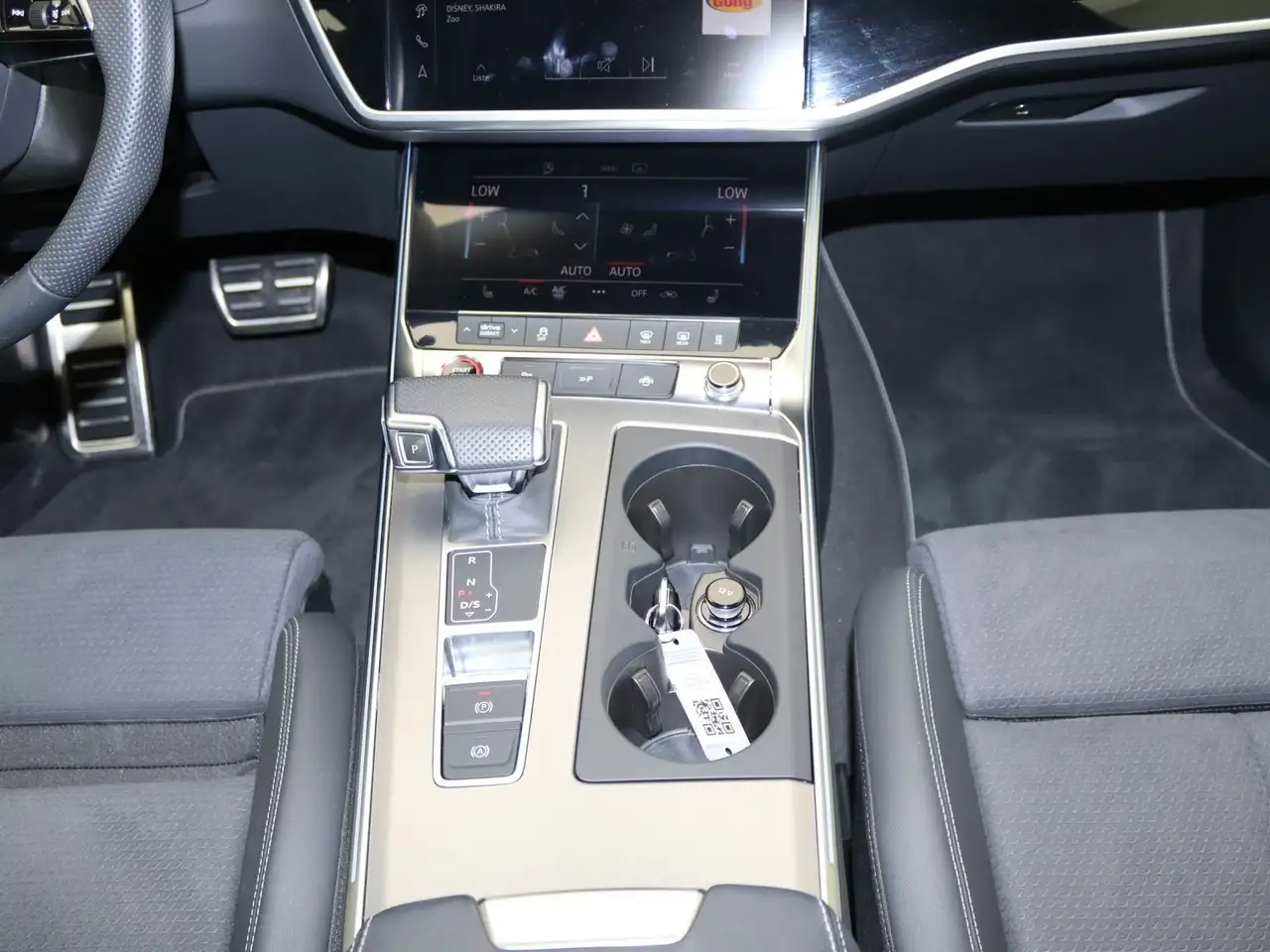 Audi S6 12