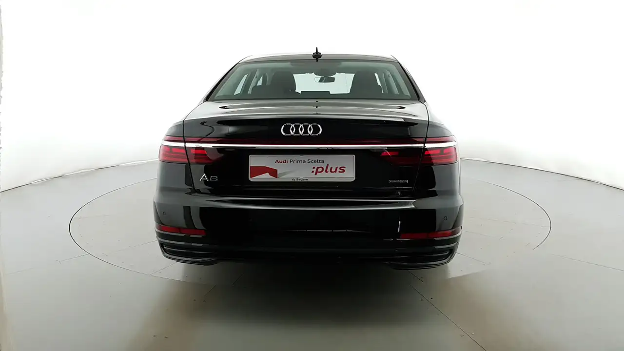 Audi A8 50 5