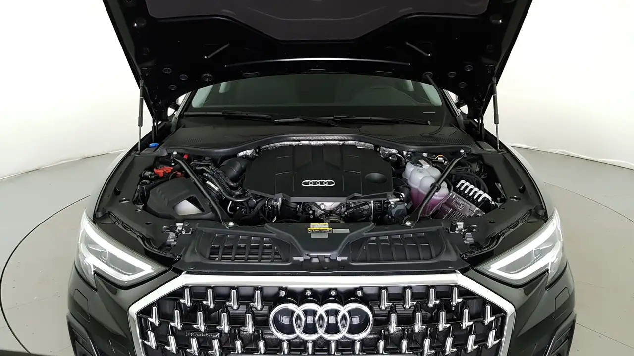 Audi A8 50 11