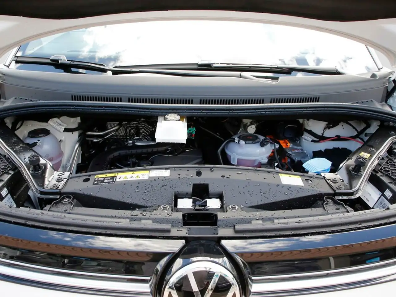 Volkswagen T7 Multivan 7