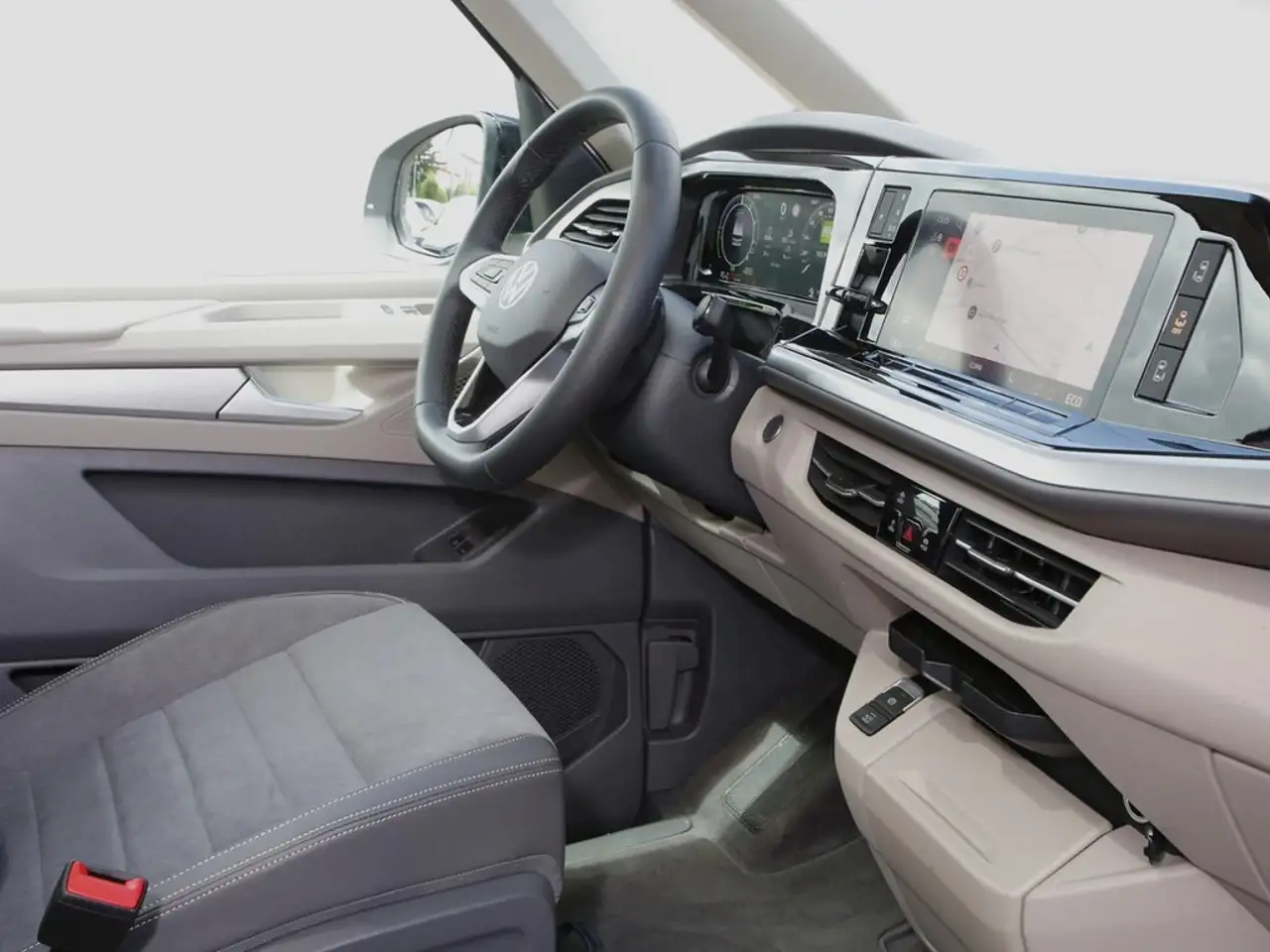 Volkswagen T7 Multivan 9