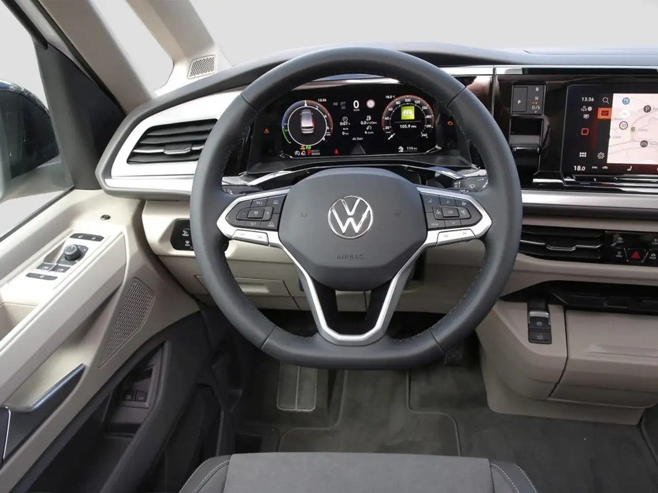 Volkswagen T7 Multivan 13