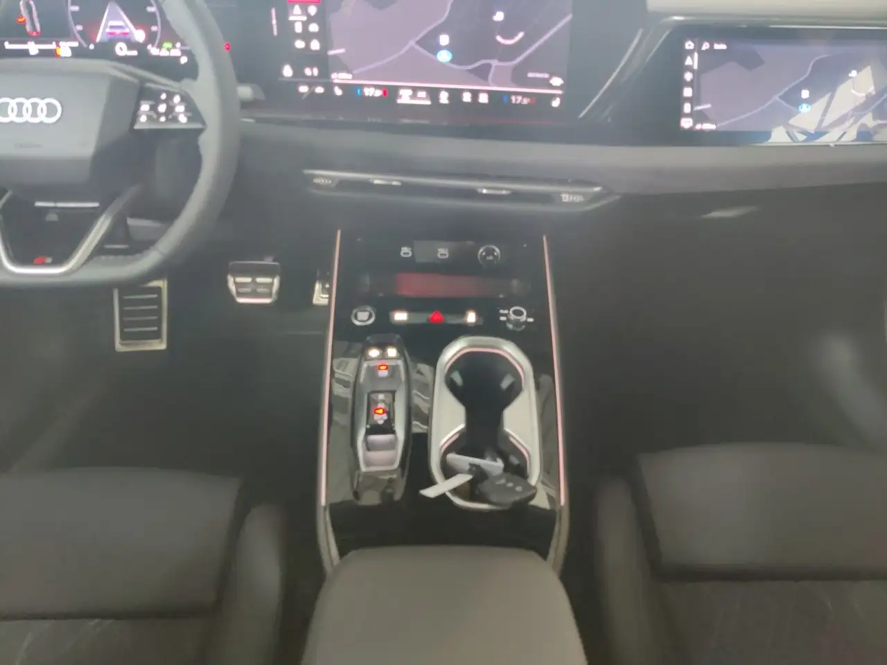 Audi A6 150 8