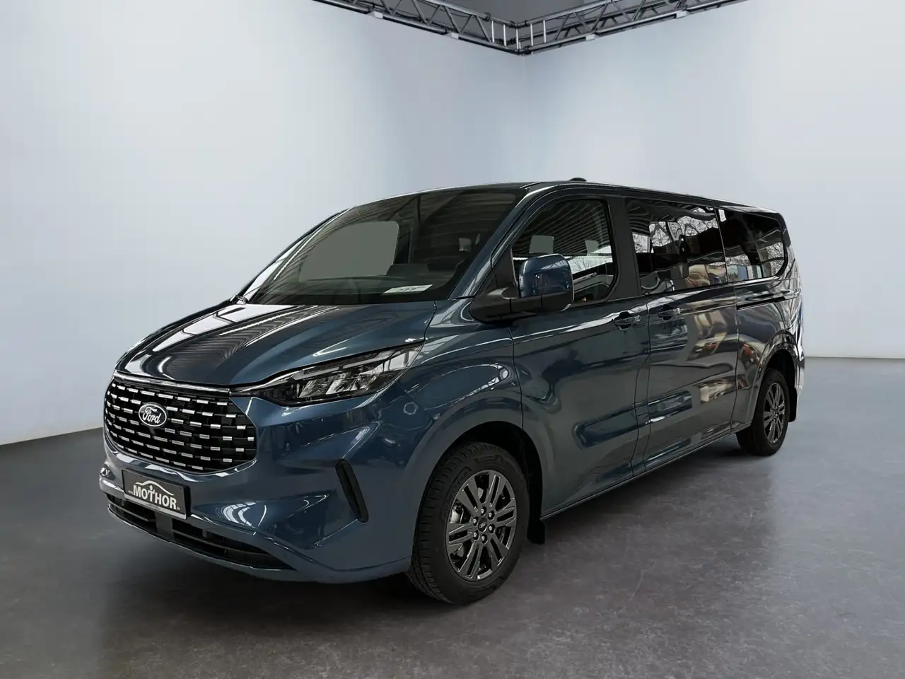 Ford Tourneo 2