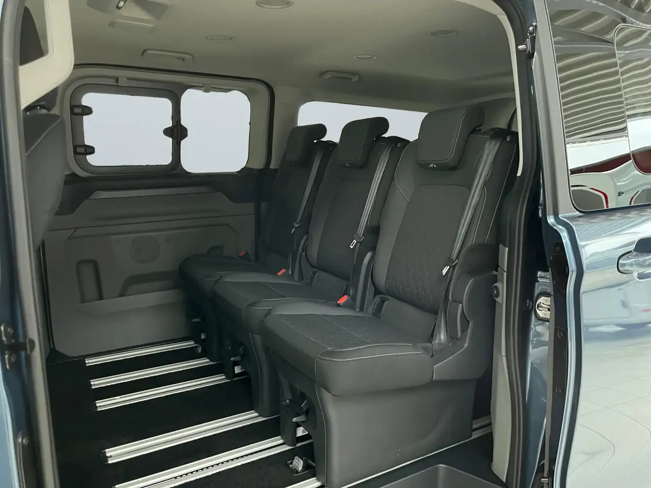 Ford Tourneo 11