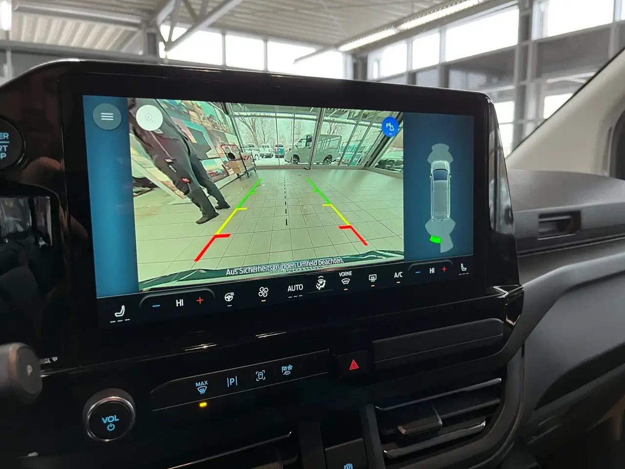 Ford Tourneo 16