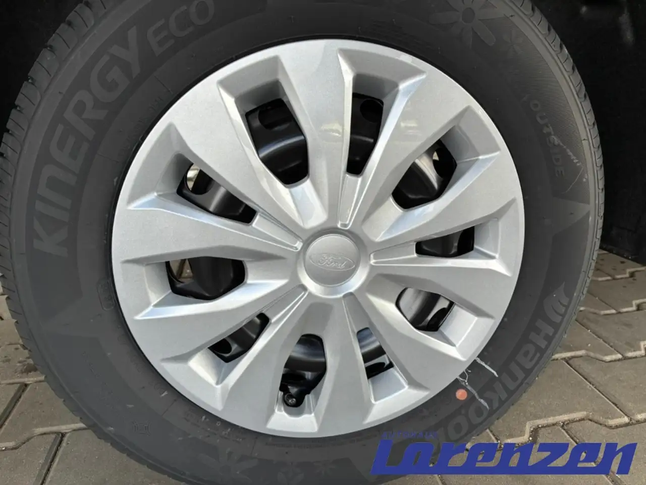 Ford Tourneo 10