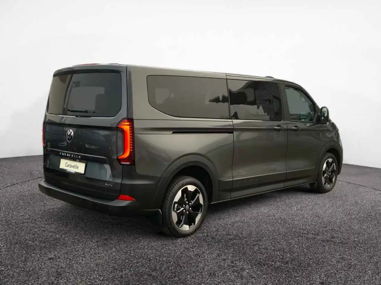 Volkswagen T7 Caravelle 6