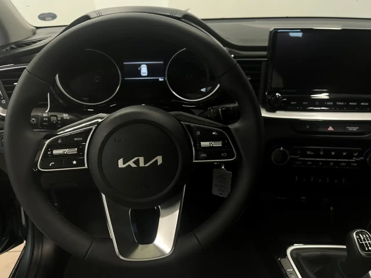 Kia Ceed 8